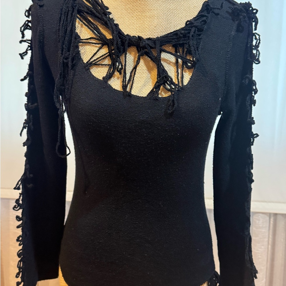 Miss Black Fitted Cut Out Long Sleeve Sweater, size M - Picture 5 of 12